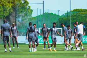 النصر-يعمل-في-كل-اتجاه-صفقات-ورعايات-ومباريات-ودية-مع